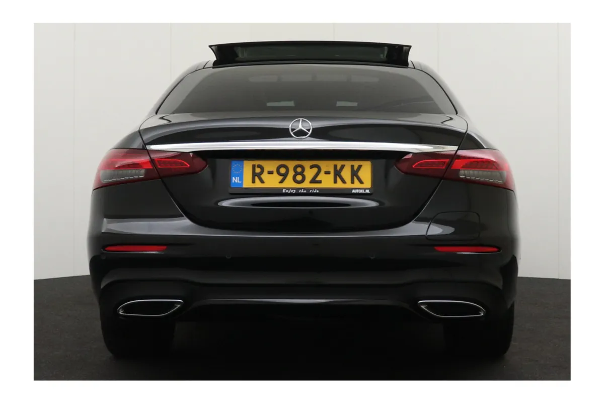 Mercedes-Benz E-Klasse 4
