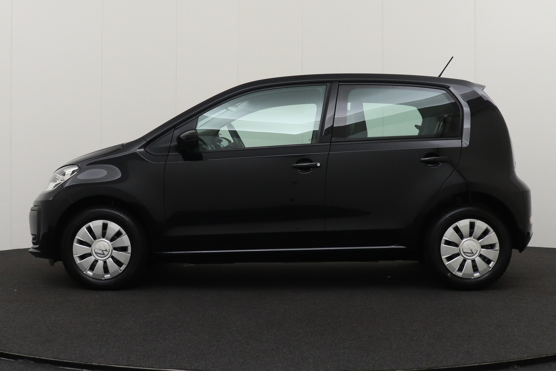 Volkswagen up! 5