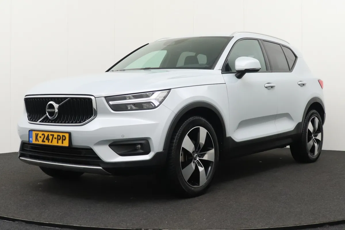 Volvo XC40 1
