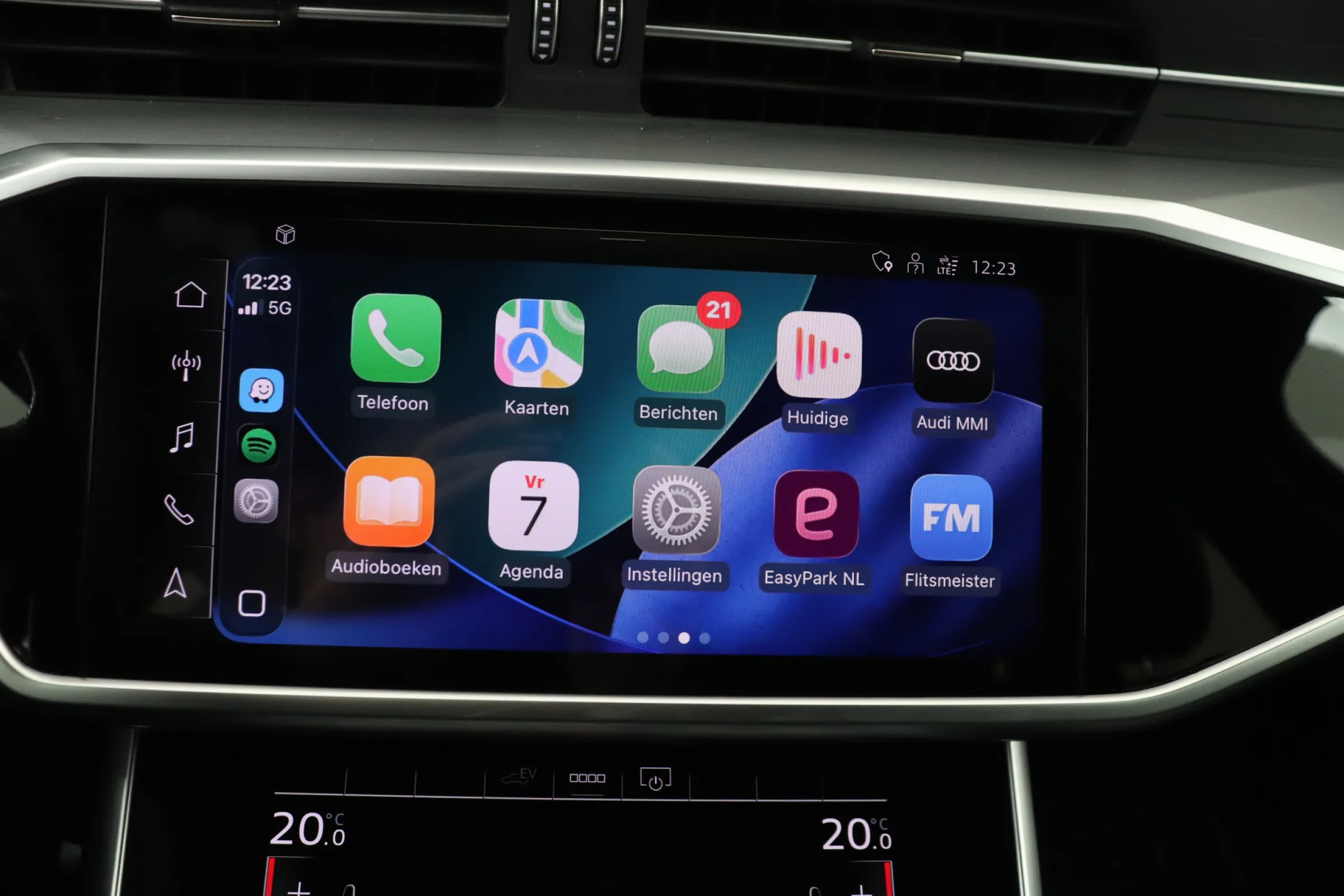 Audi A6 fullscreen 25