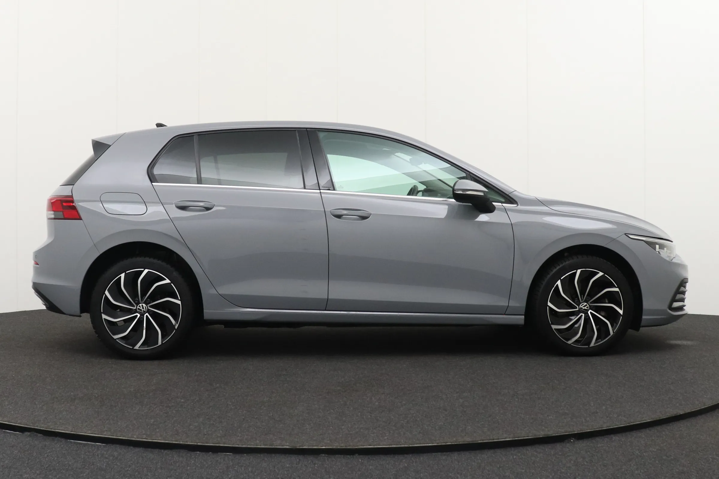 Volkswagen Golf fullscreen 6