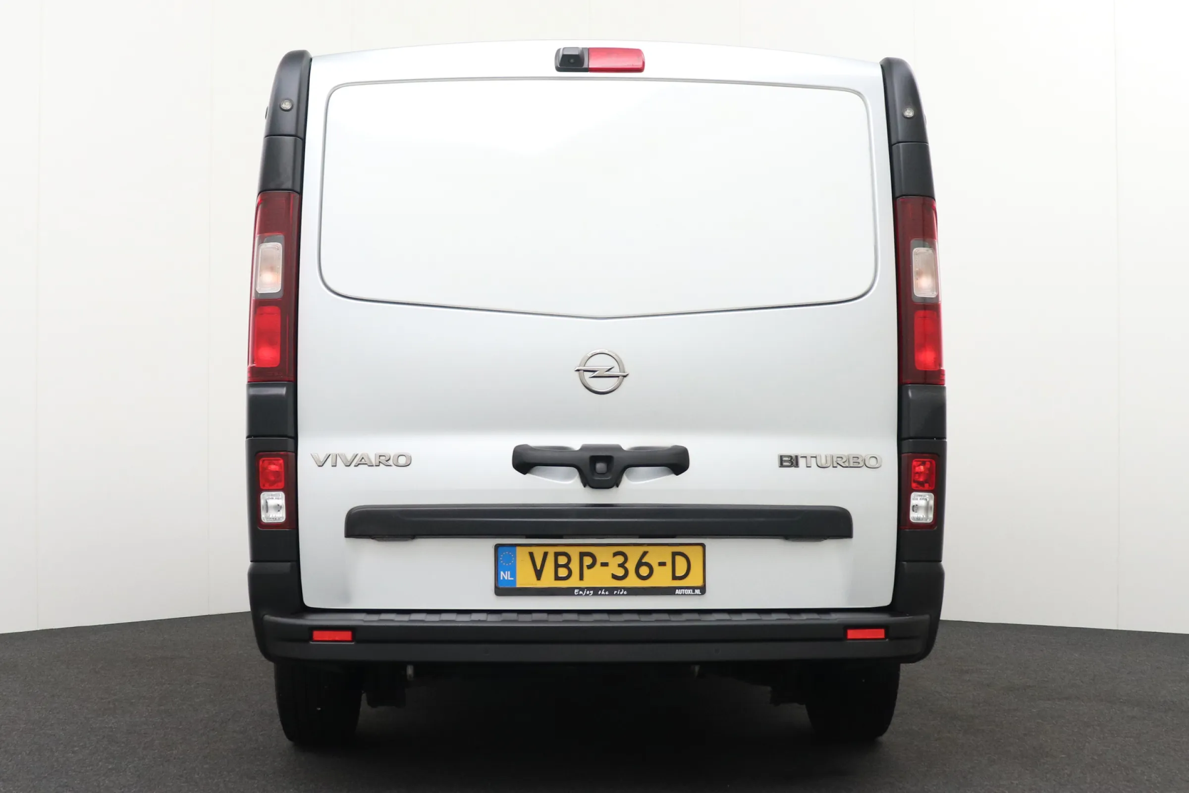 Opel Vivaro fullscreen 4