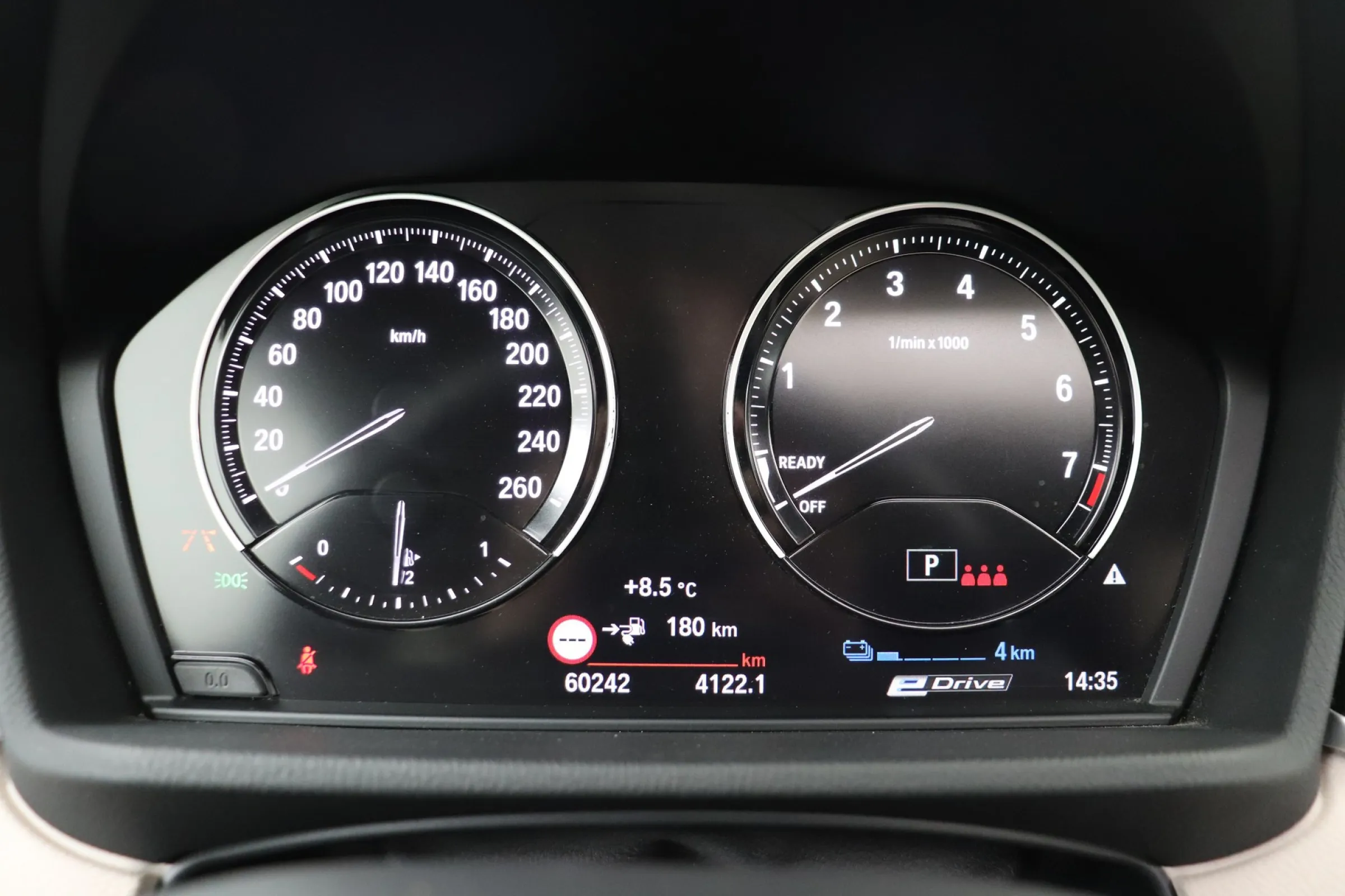 BMW X2 fullscreen 25