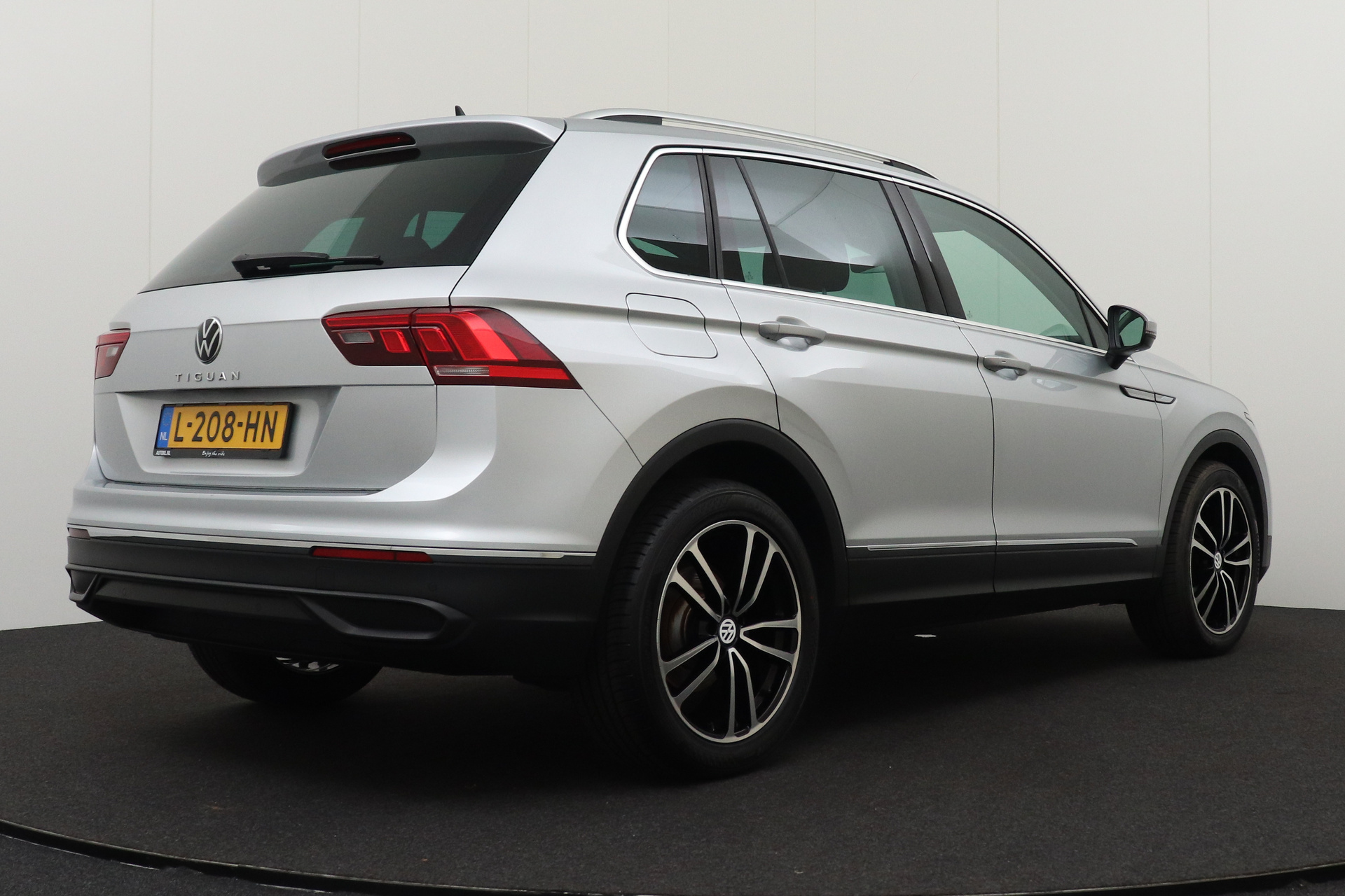 Volkswagen Tiguan 2