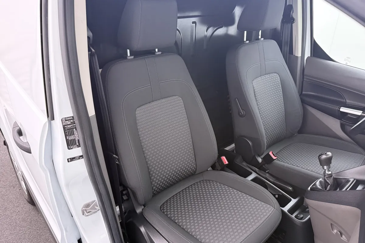 Ford Transit Connect 15