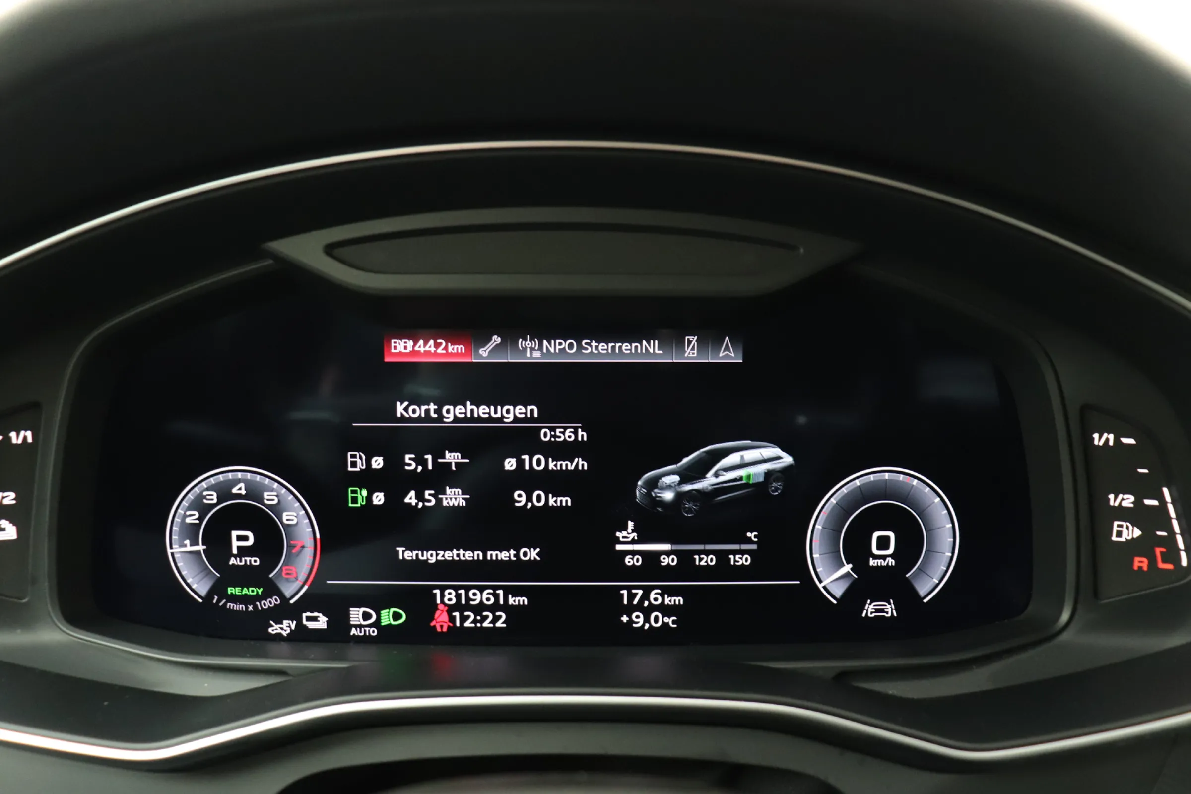 Audi A6 fullscreen 22