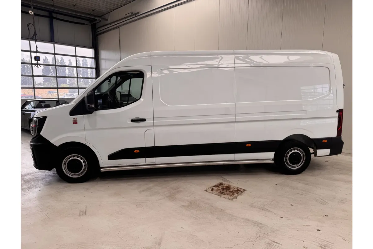 Renault Master E-Tech 9
