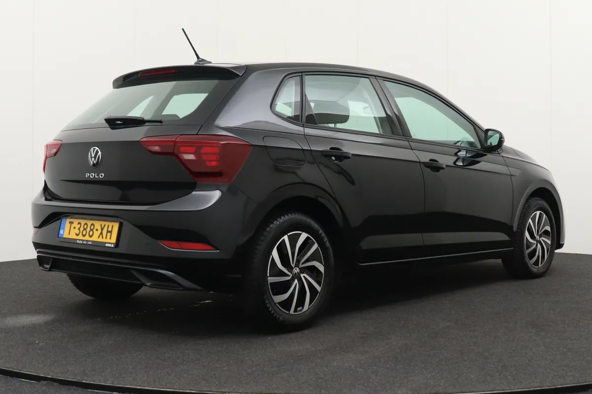 Volkswagen Polo 2