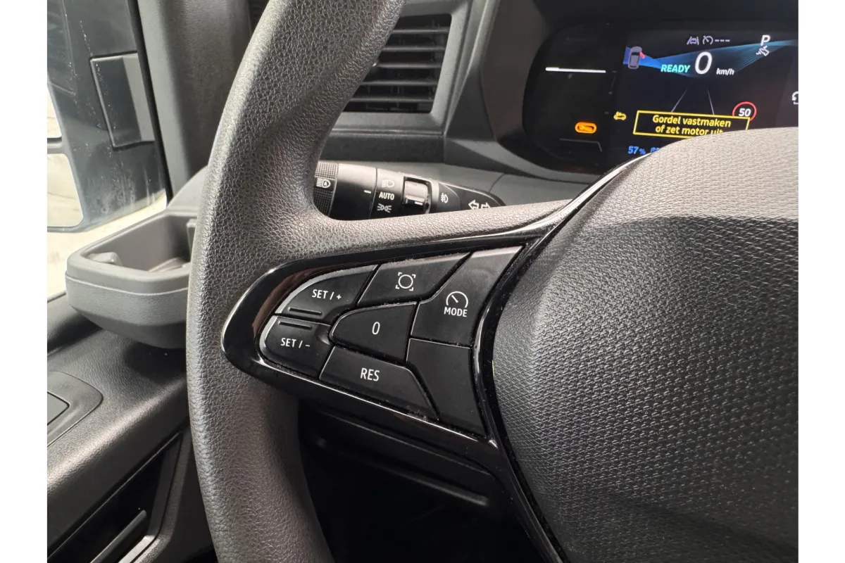 Renault Master E-Tech 17