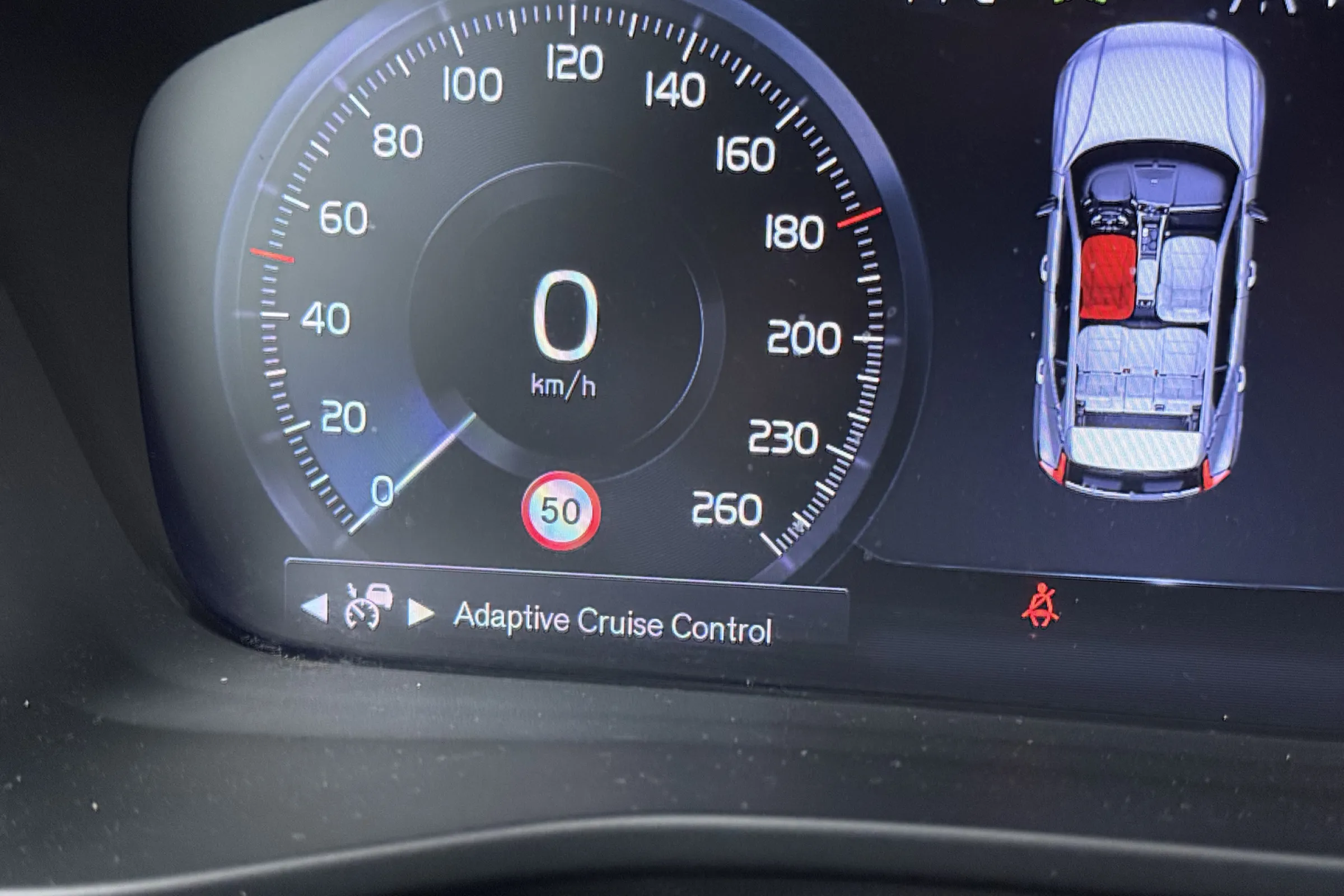 Volvo XC40 fullscreen 19