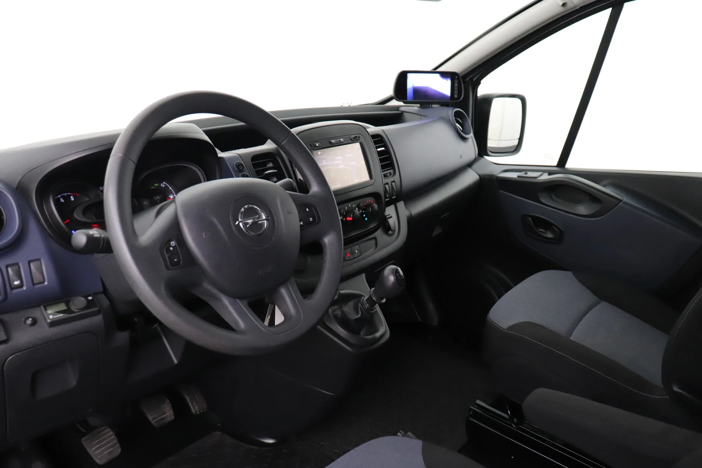 Opel Vivaro fullscreen 8