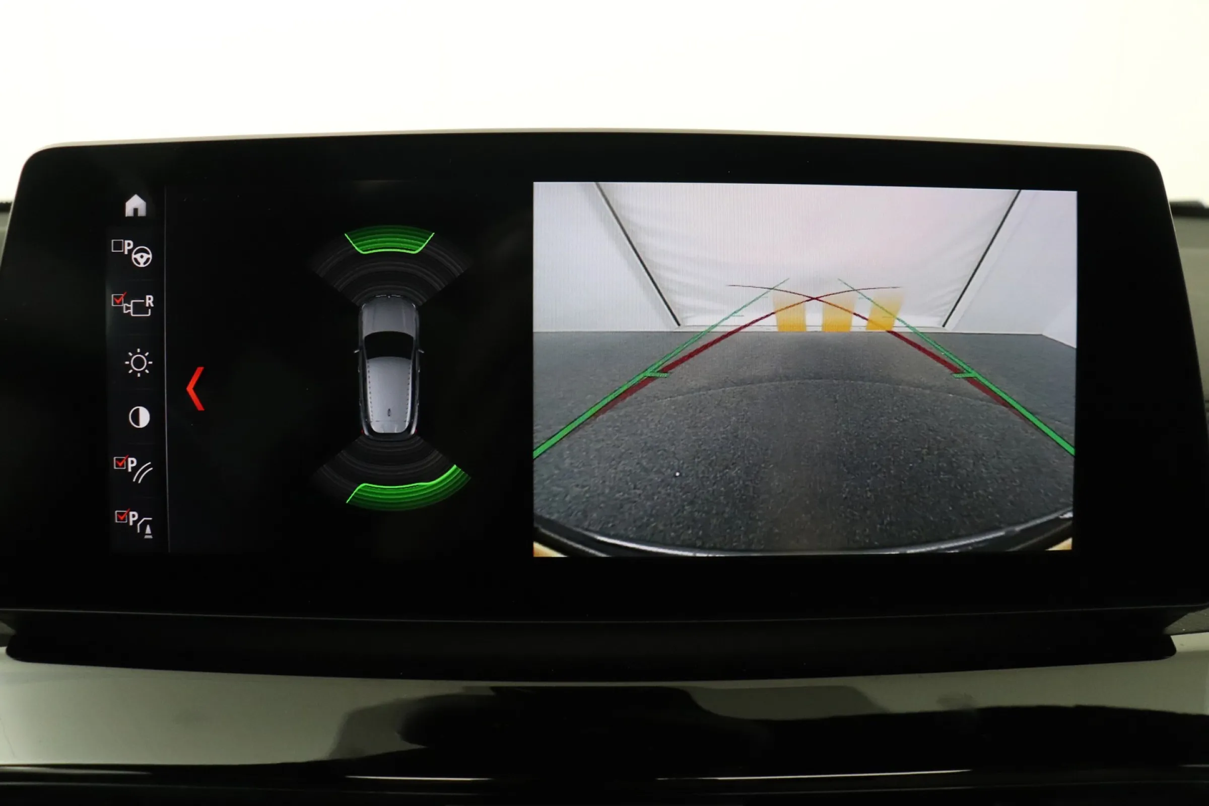 BMW X2 fullscreen 28