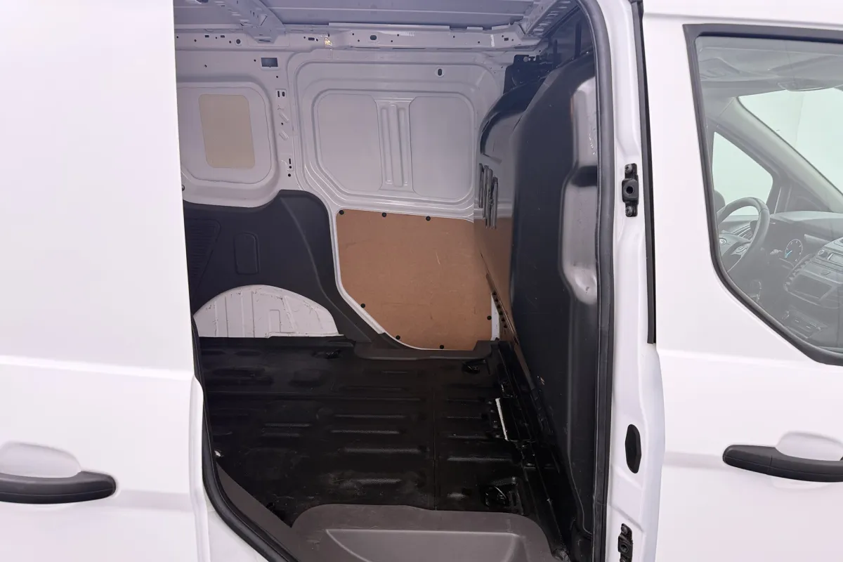 Ford Transit Connect 13
