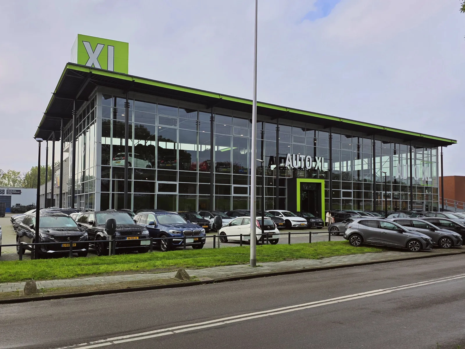 Het AutoXL pand