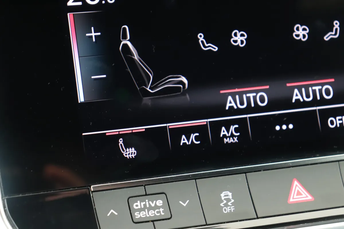 Audi A6 27