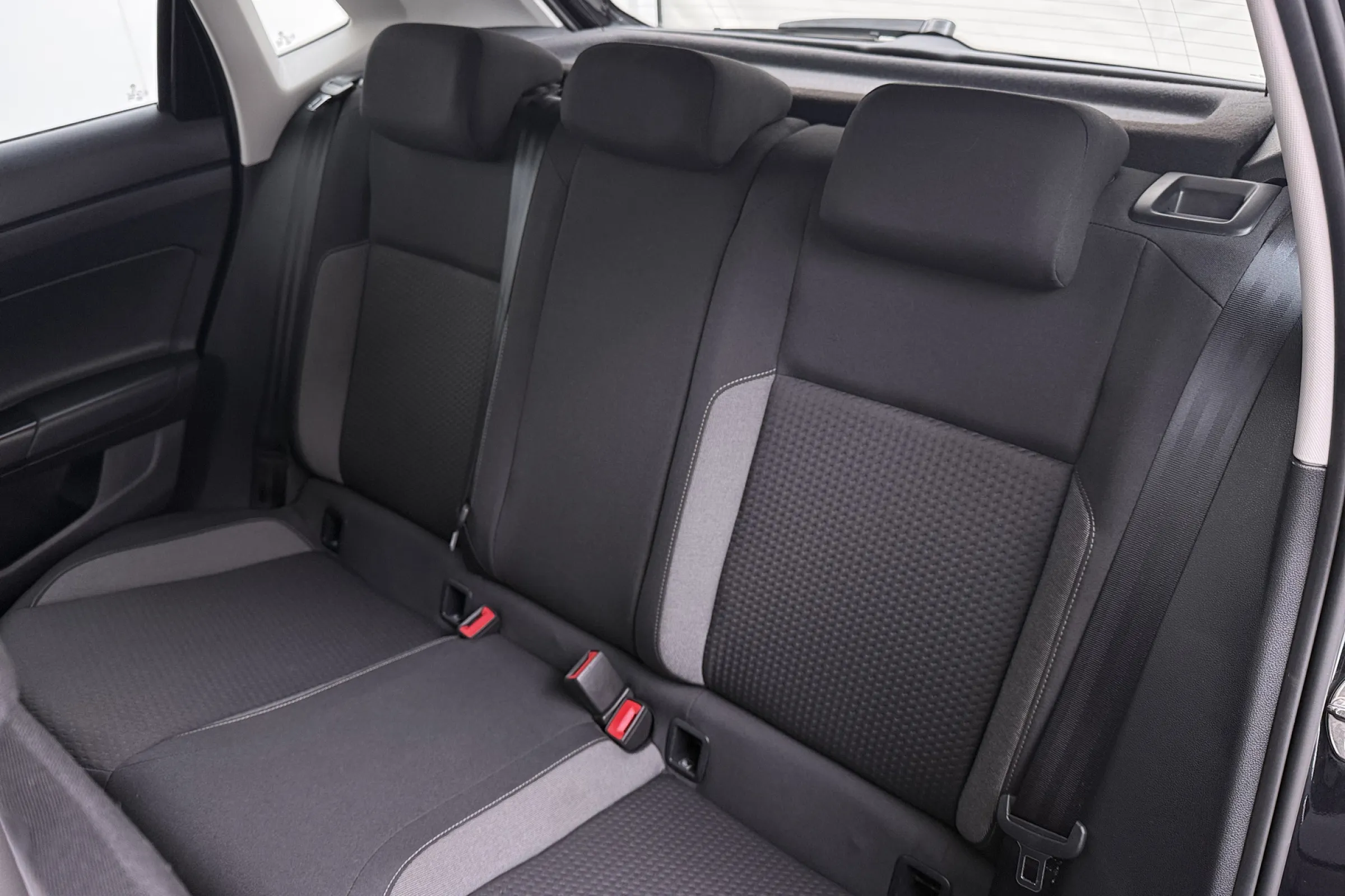 Volkswagen Polo fullscreen 11