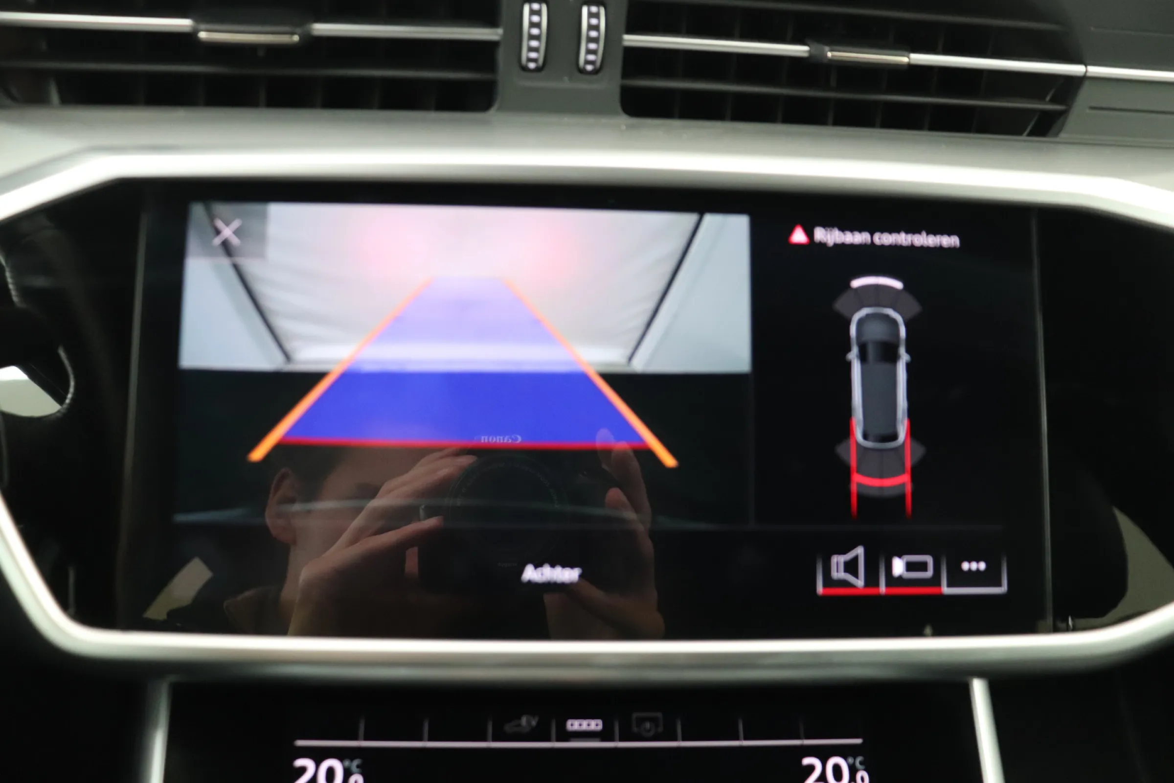 Audi A6 fullscreen 24