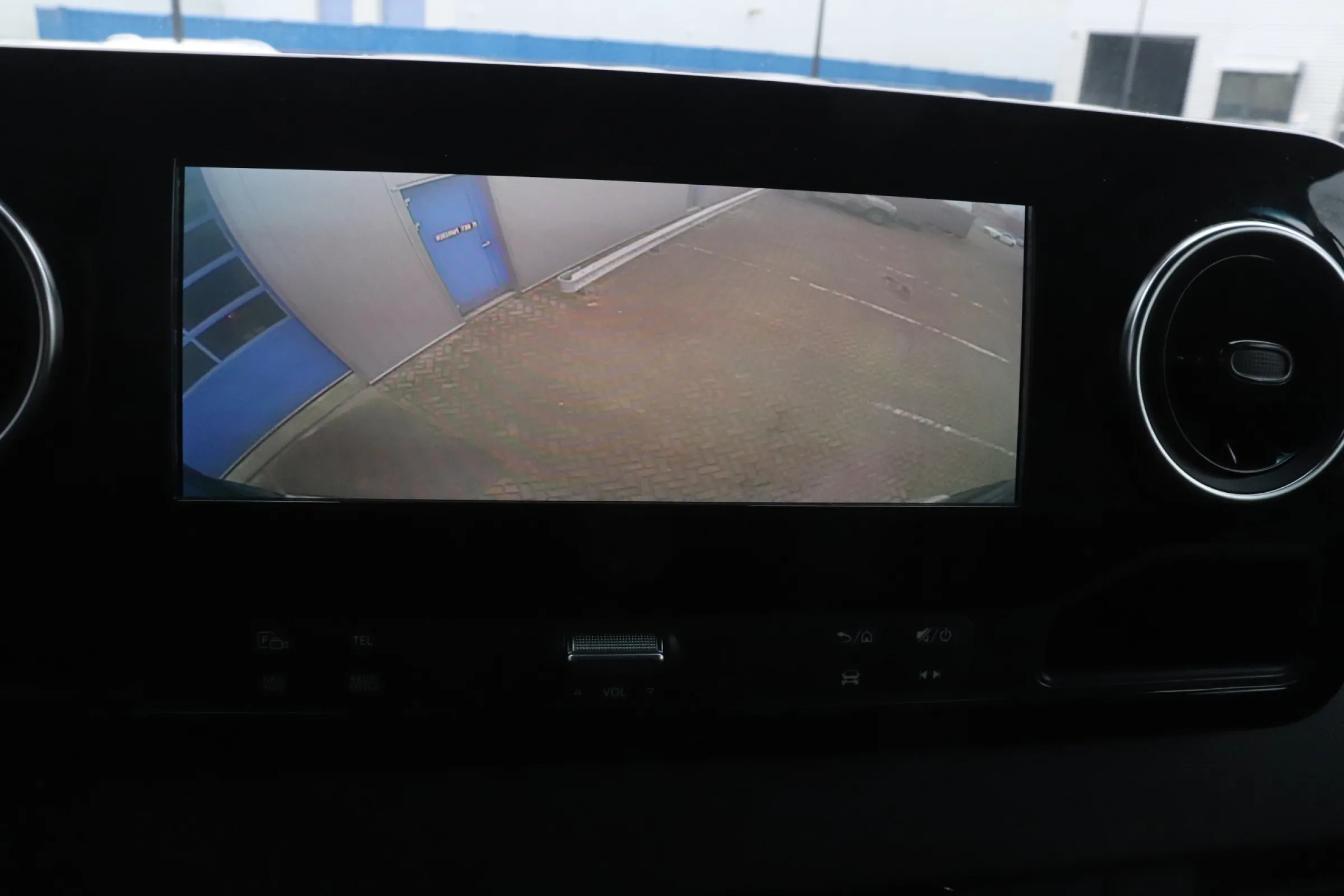 Mercedes-Benz Sprinter fullscreen 15