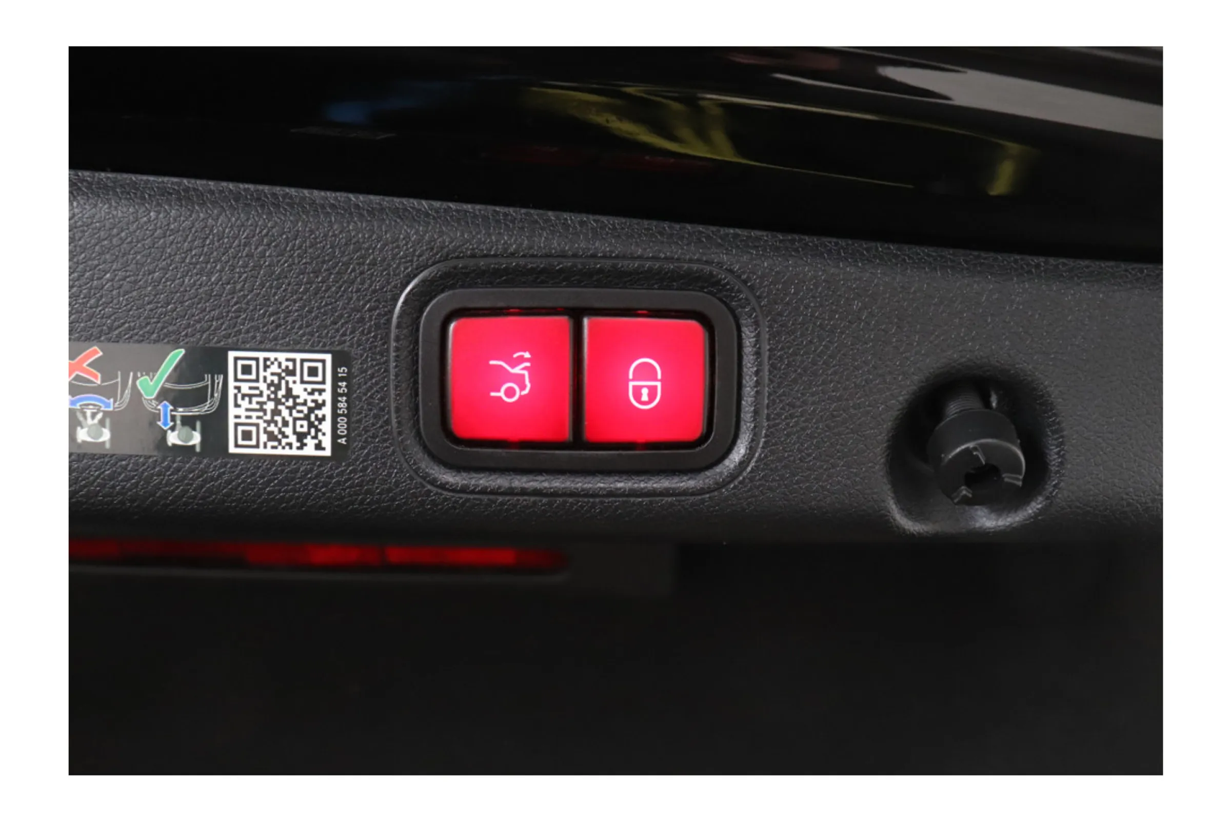 Mercedes-Benz E-Klasse fullscreen 12