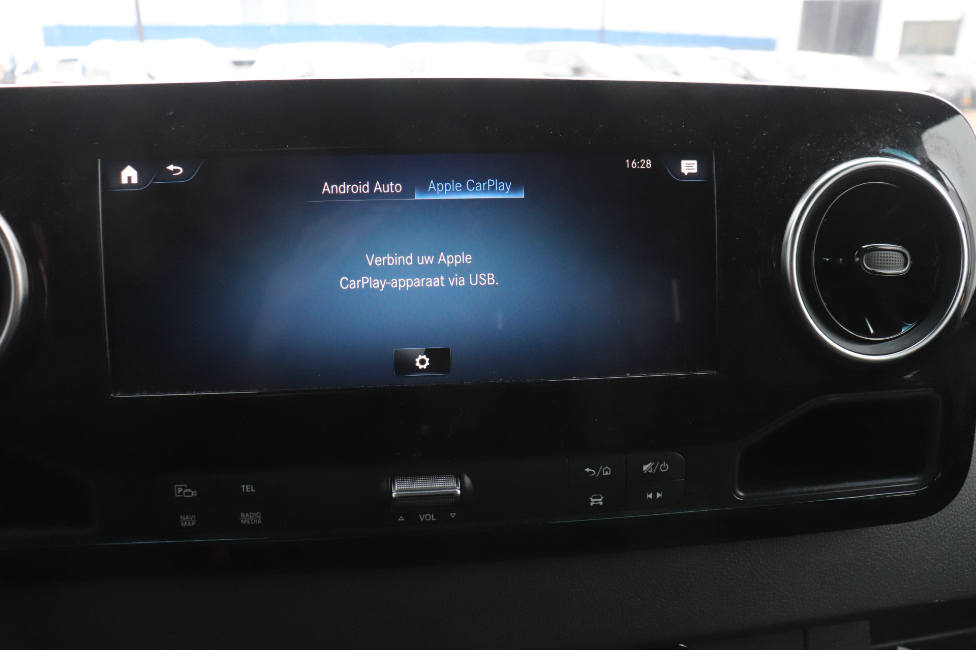 Mercedes-Benz Sprinter 16