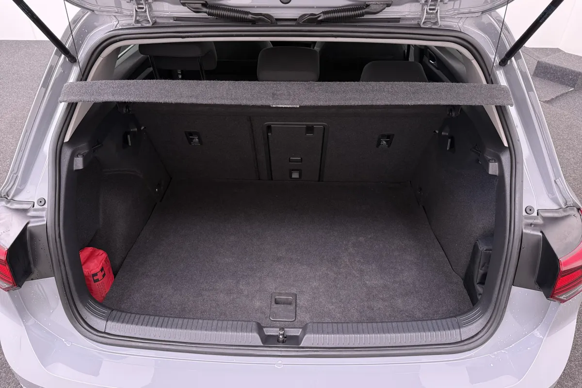 Volkswagen Golf 13