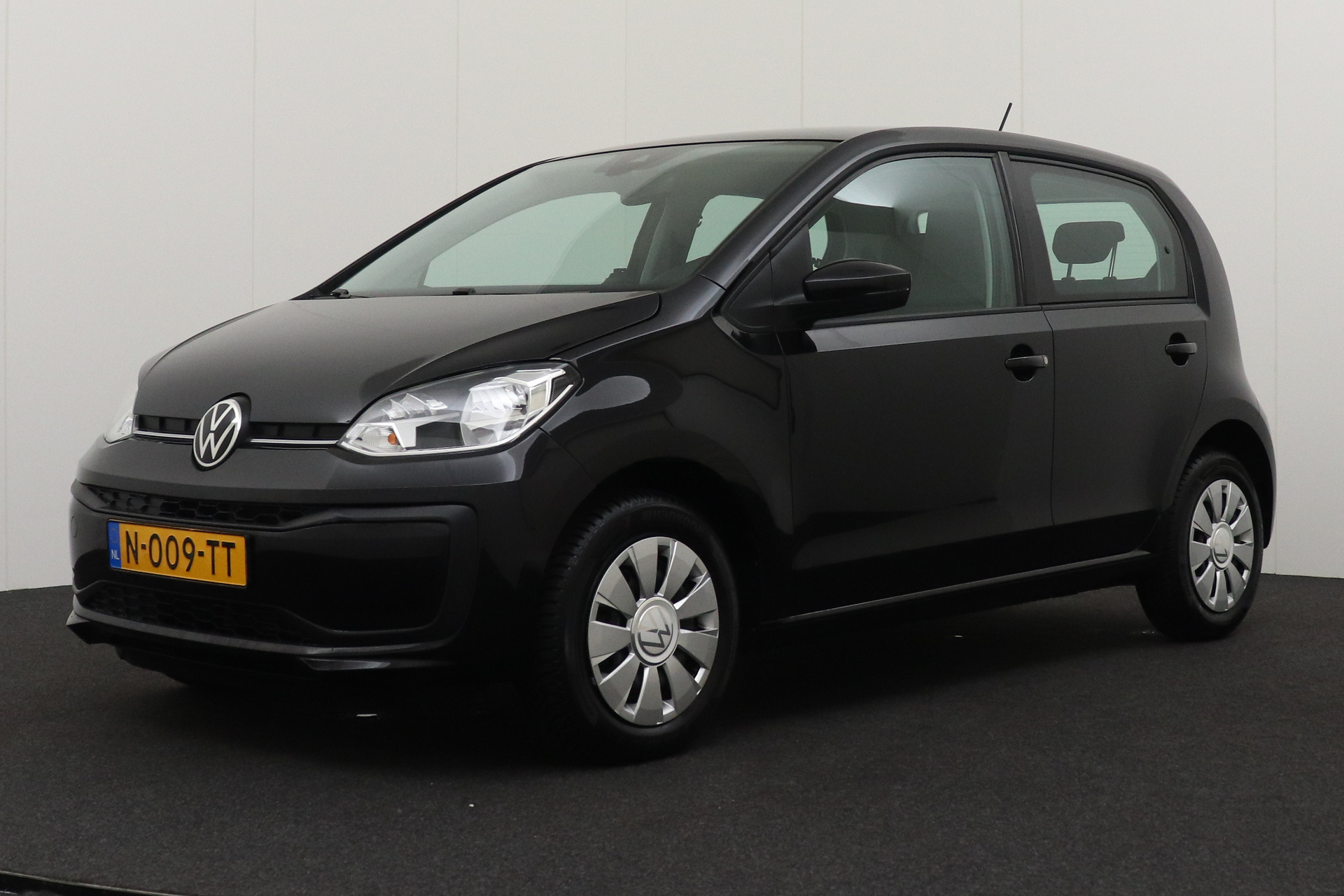 Volkswagen up! 1