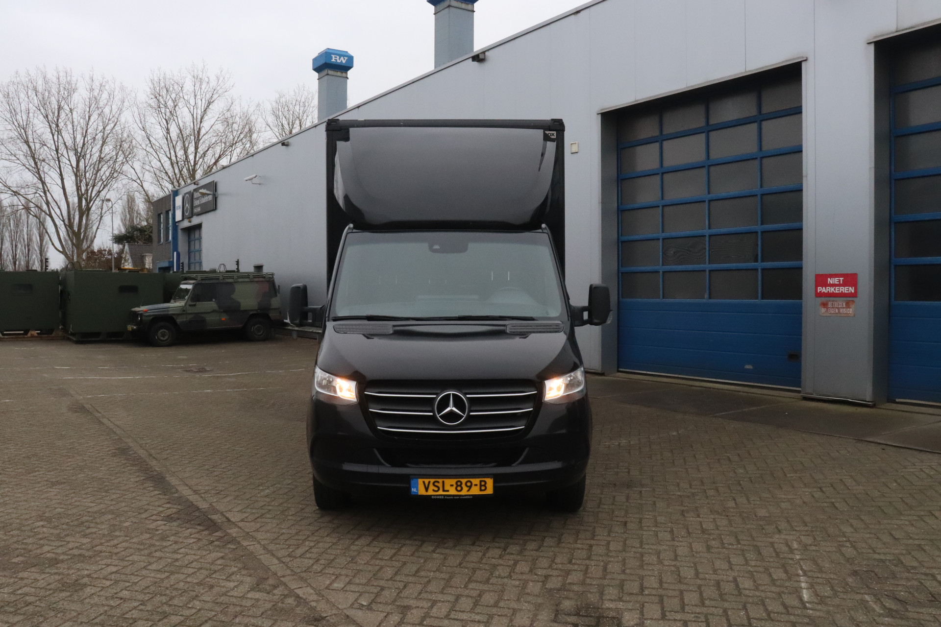 Mercedes-Benz Sprinter 2