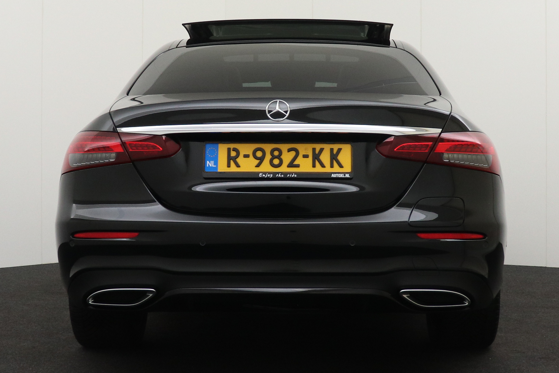 Mercedes-Benz E-Klasse 4