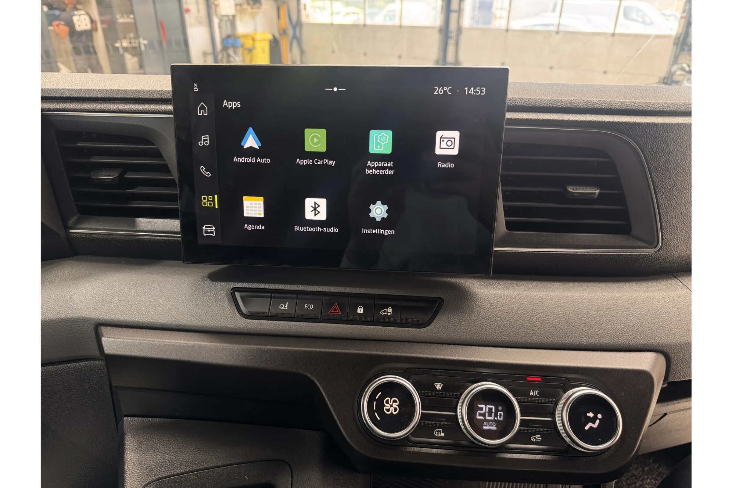 Renault Master E-Tech fullscreen 21