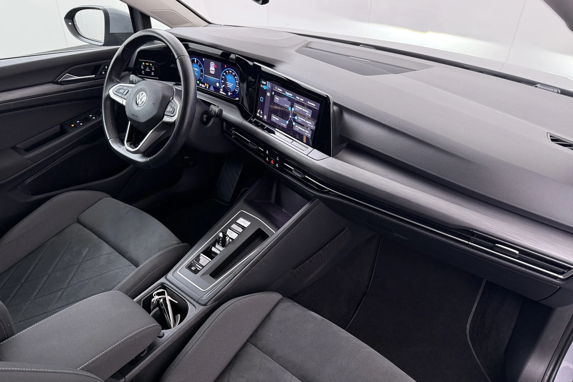 Volkswagen Golf fullscreen 15