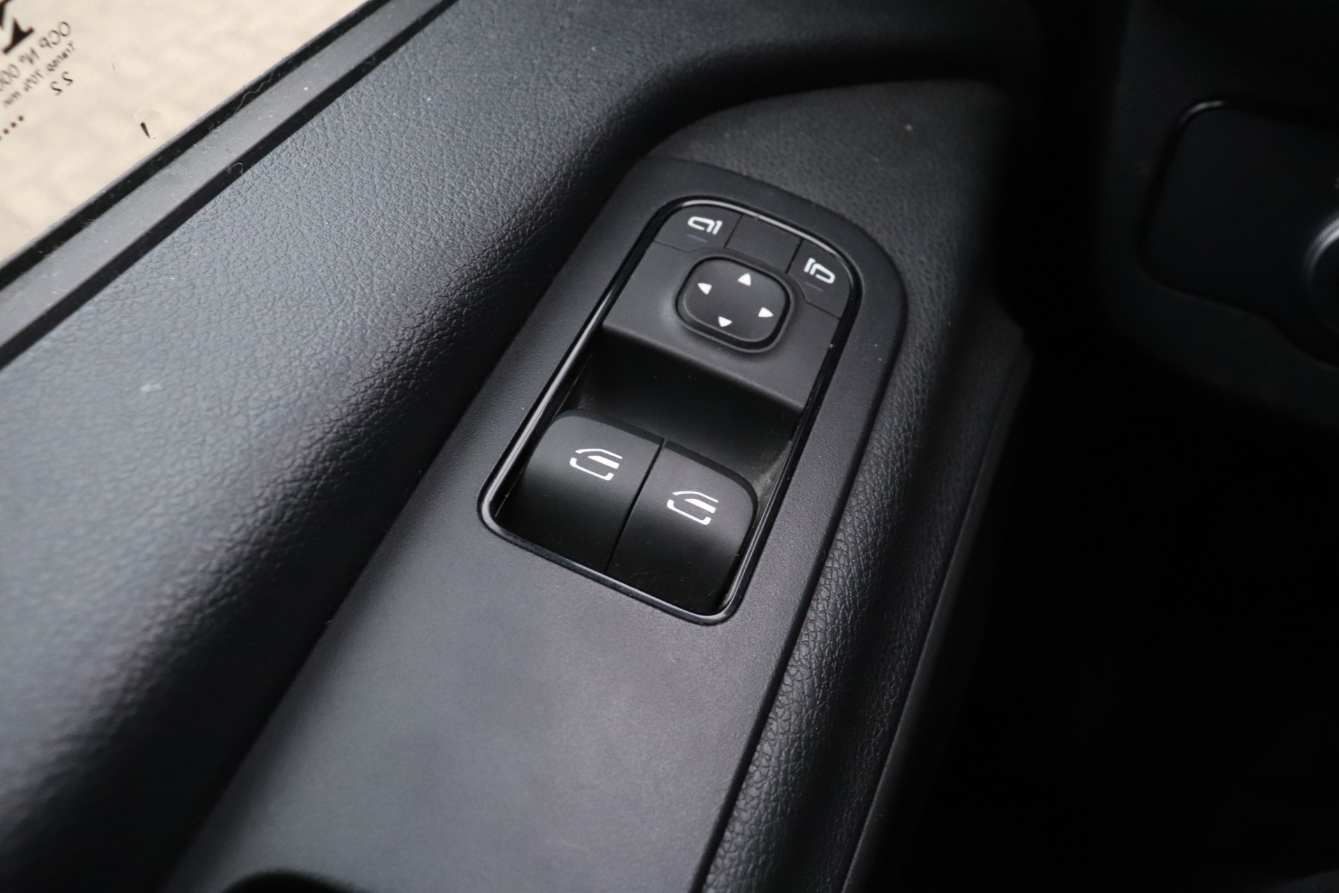 Mercedes-Benz Sprinter 10