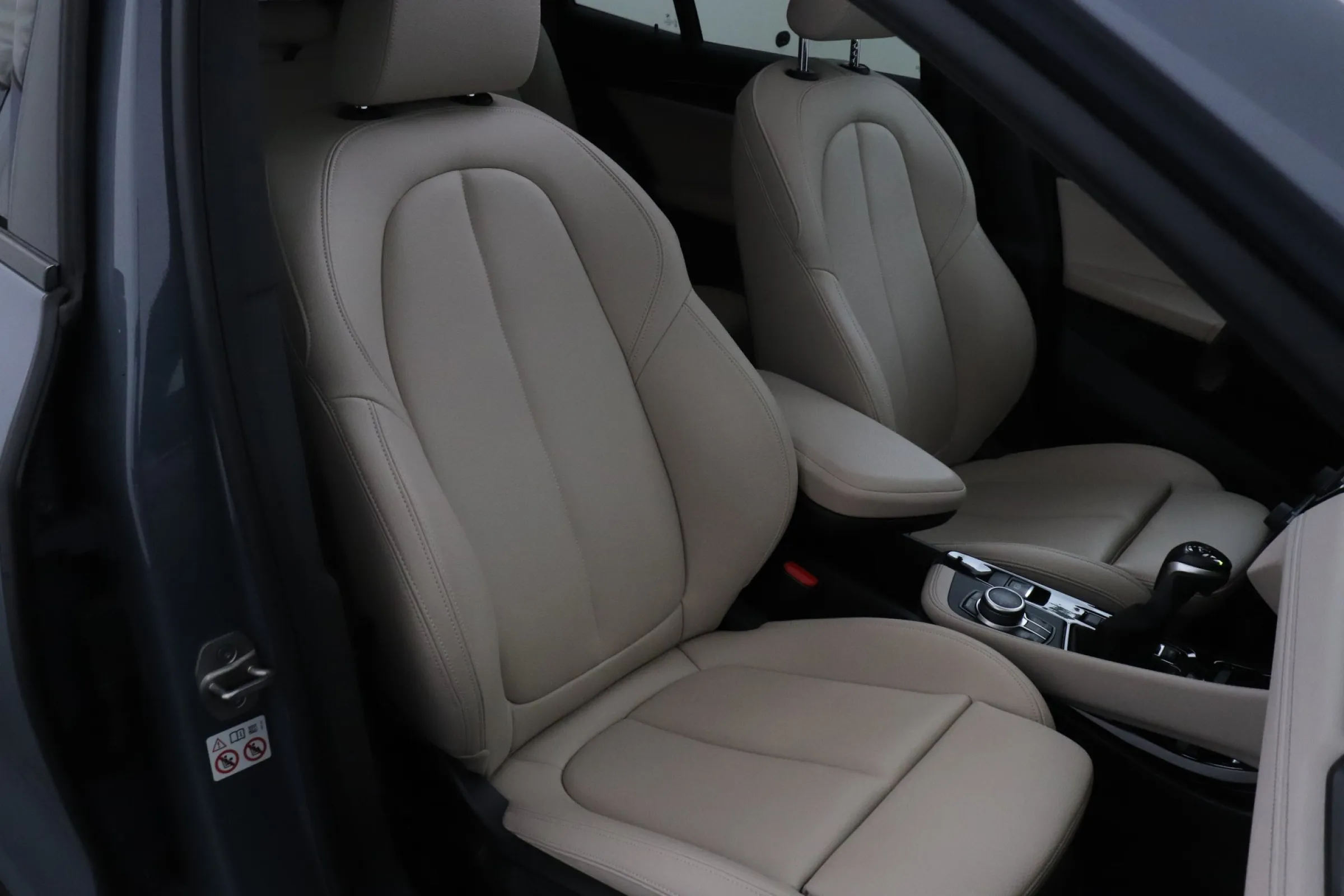 BMW X2 fullscreen 17
