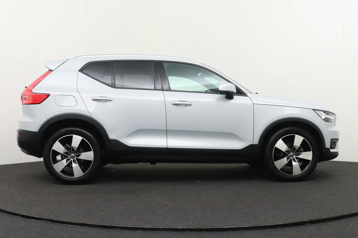 Volvo XC40 6