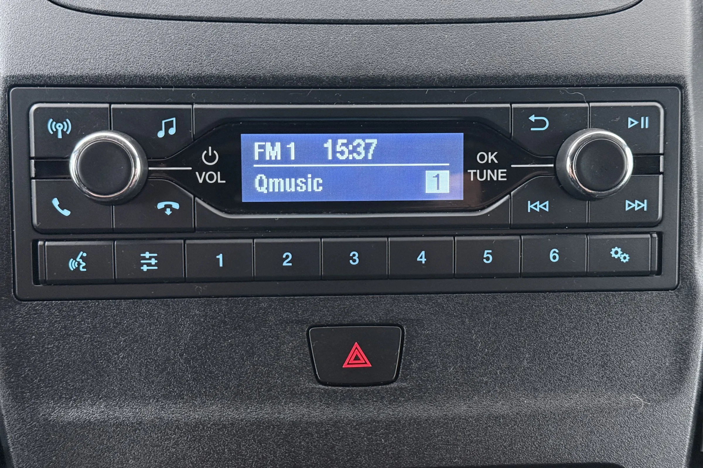 Ford Transit Connect fullscreen 21